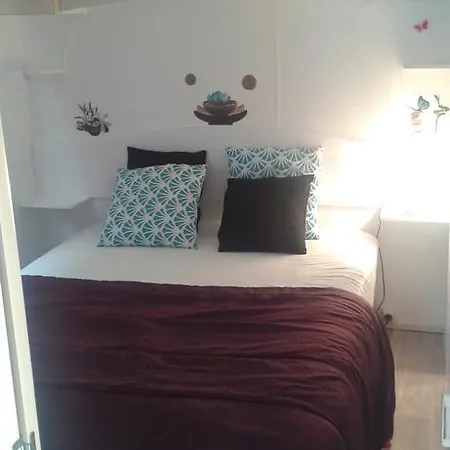Mobil-home Dans Camping 4 Etoiles Auberville